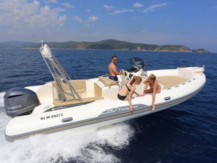 Vente de bateaux neufs- La Croix-Valmer